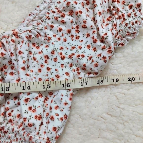 Floral peasant crop top from Garage. - Picture 6 of 8